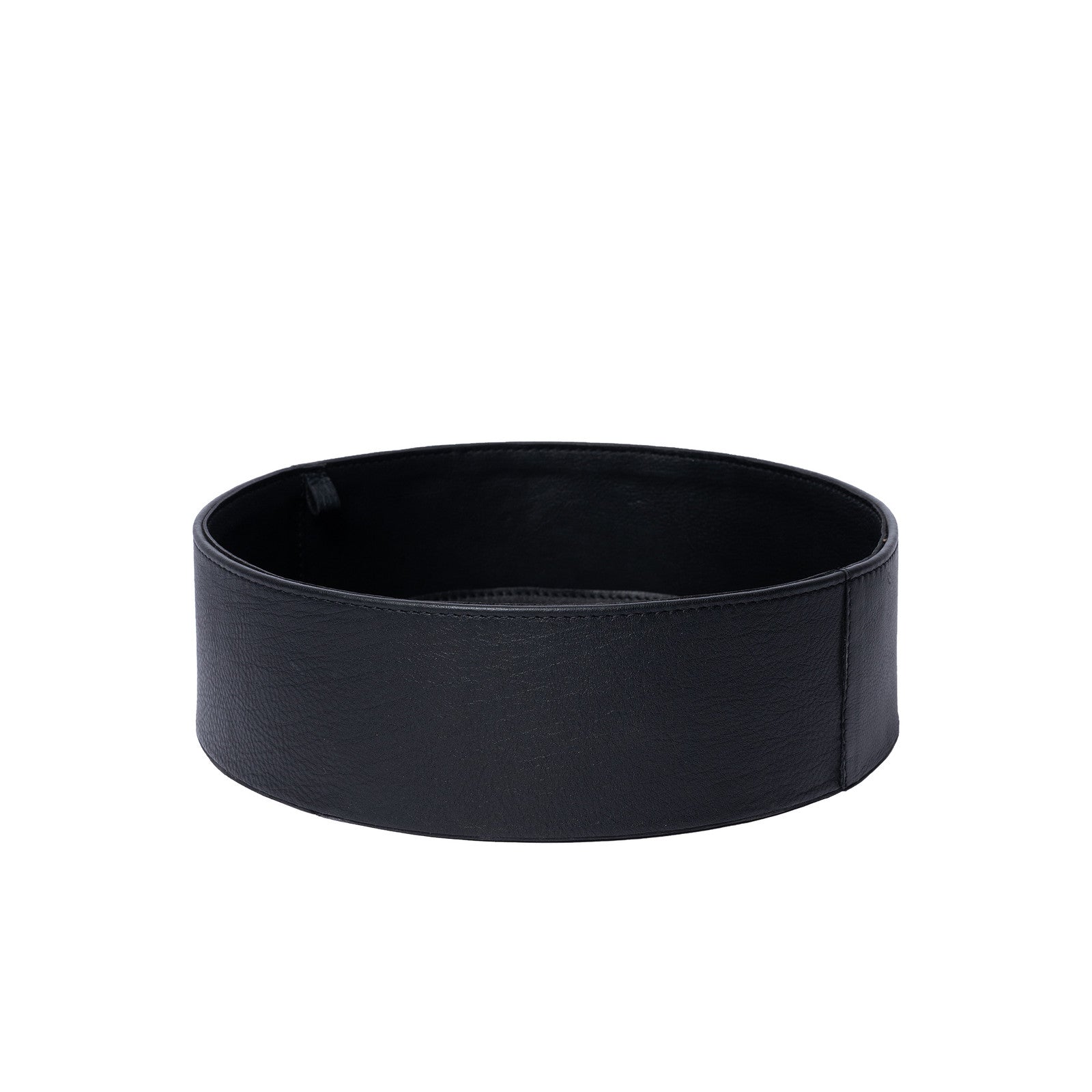 Project 118/119 Round Leather Tray — Re:Designed — Black
