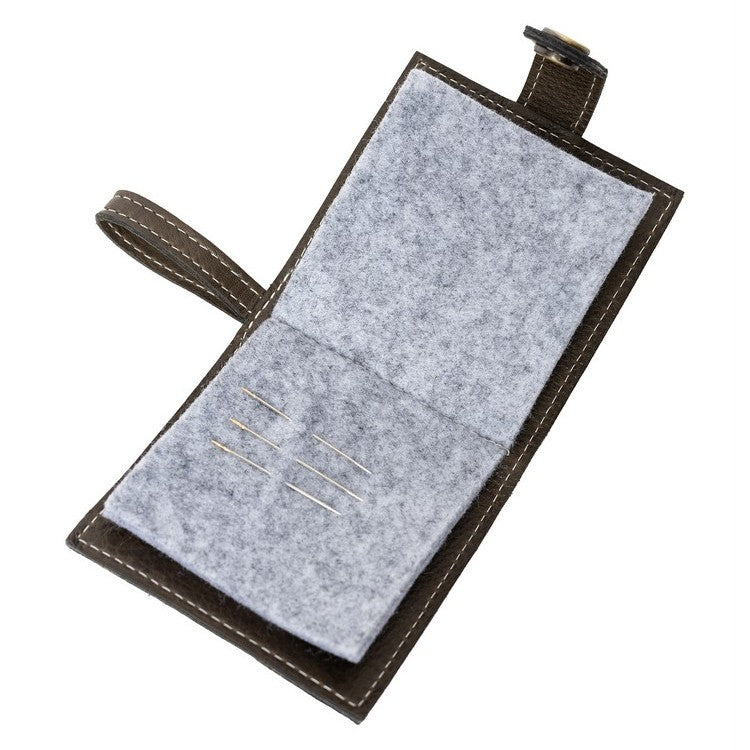 Re:Designed Project 76 Sewing Needle Case – view 3