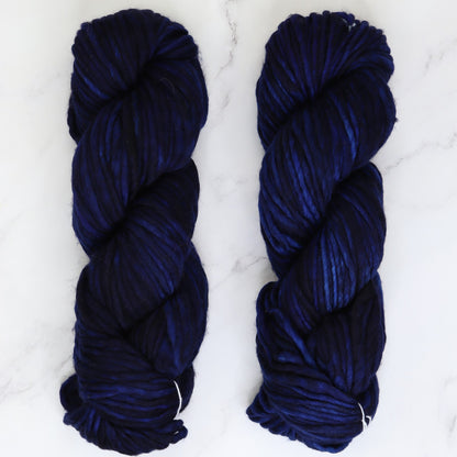 Autumn Scarf kit, colourway Midnight Blue
