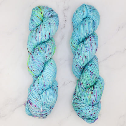 Boneyard Shawl kit in Fiori DK, colourway Bubble Gum Cream