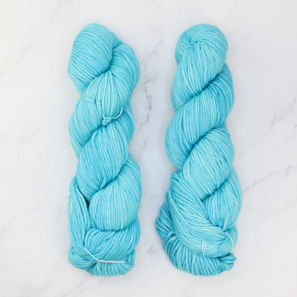 Fiori DK IV in colourway Aquamarine – 8ply weight merino yarn