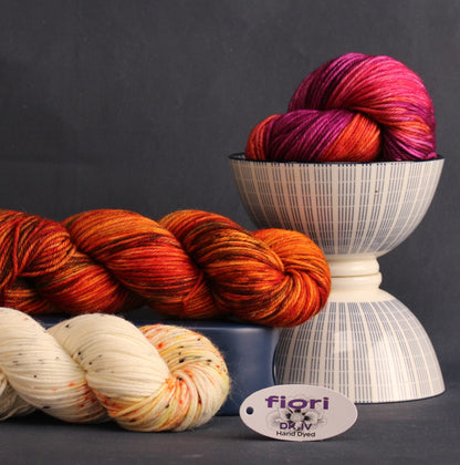 Fiori DK IV – 8ply weight merino yarn