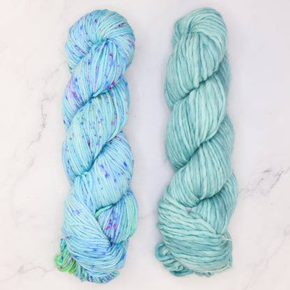 Tundra Scarf kit, colourway Bubble Gum Cream/Tiffany