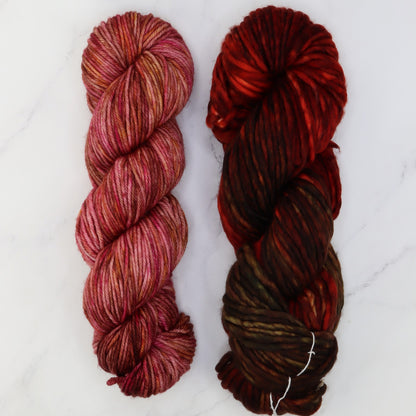 Tundra Scarf kit, colourway Rhubarb Crumble/Sequoia