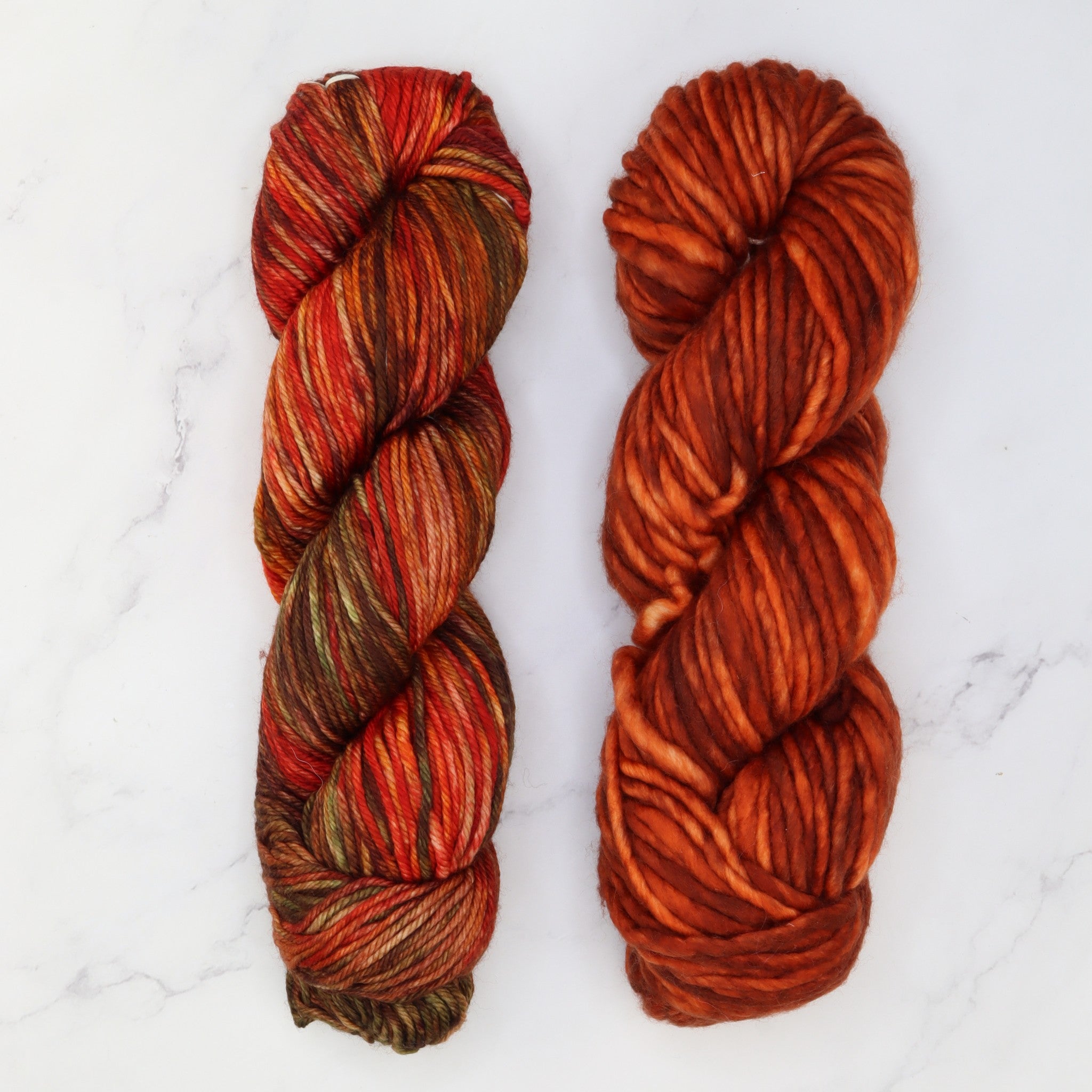 Tundra Scarf kit, colourway Sequoia/Raw Siena