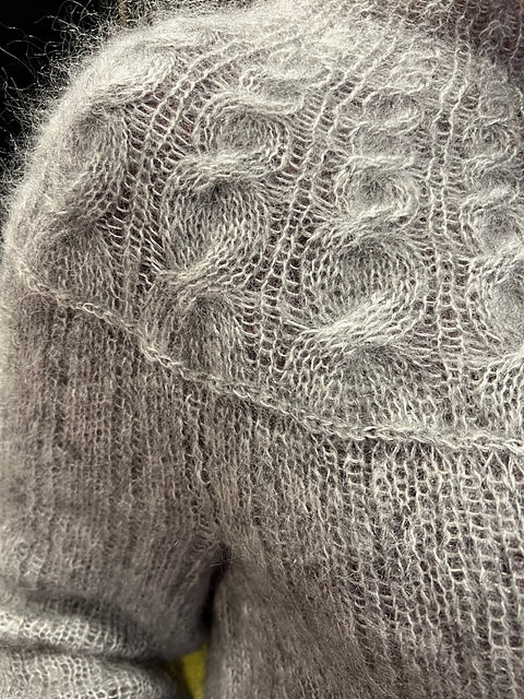 Beginner Cable Knitting with Lia