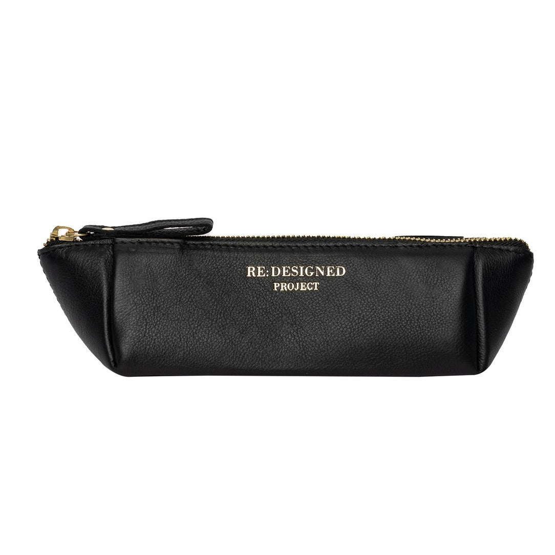 Re:Designed Project 11 Crochet Needle Triangular Case – Black