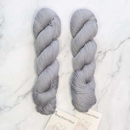 Rosy Green Wool Cheeky Merino Joy – 62 Isar Pebble (Pure)