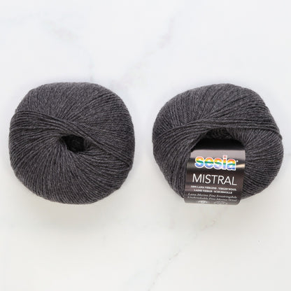 Sesia Mistral in colourway Charcoal Heather – 4ply weight wool yarn