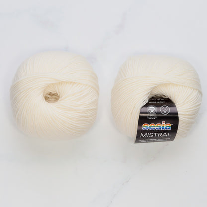Sesia Mistral in colourway Natural – 4ply weight wool yarn