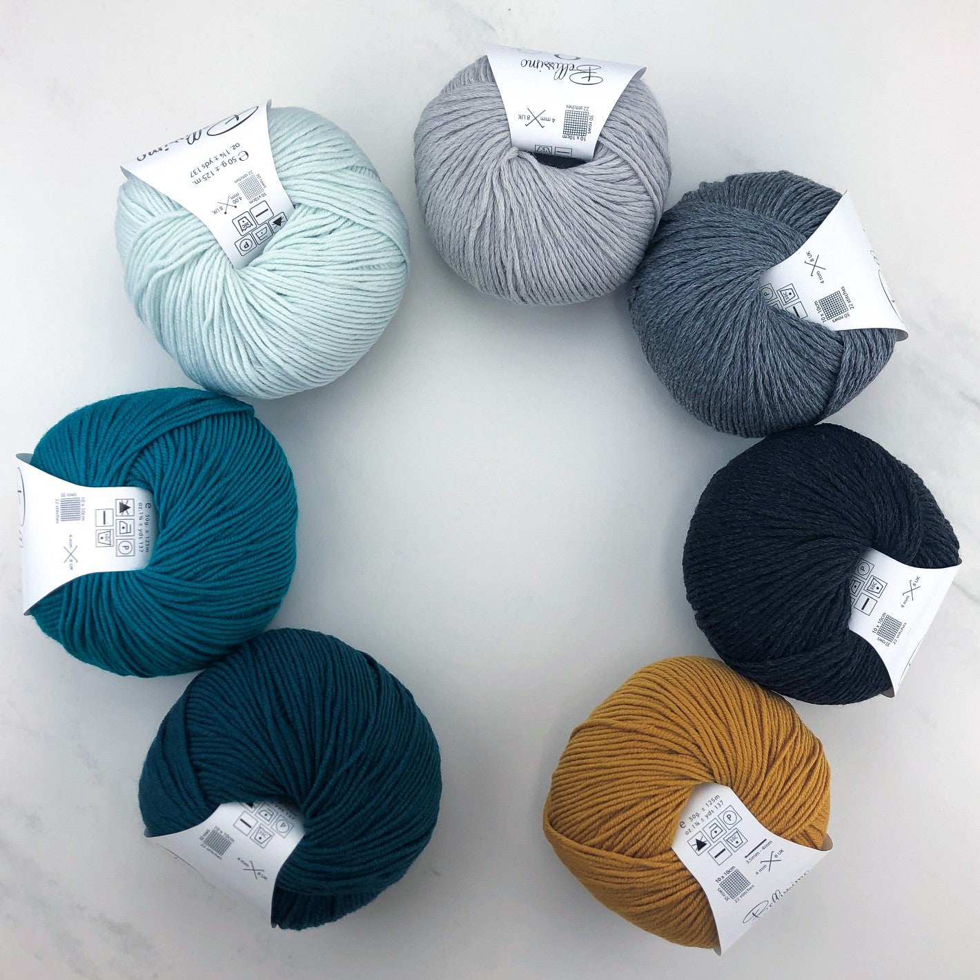 Garter Baby Blanket kit, colourway Greys & Teals