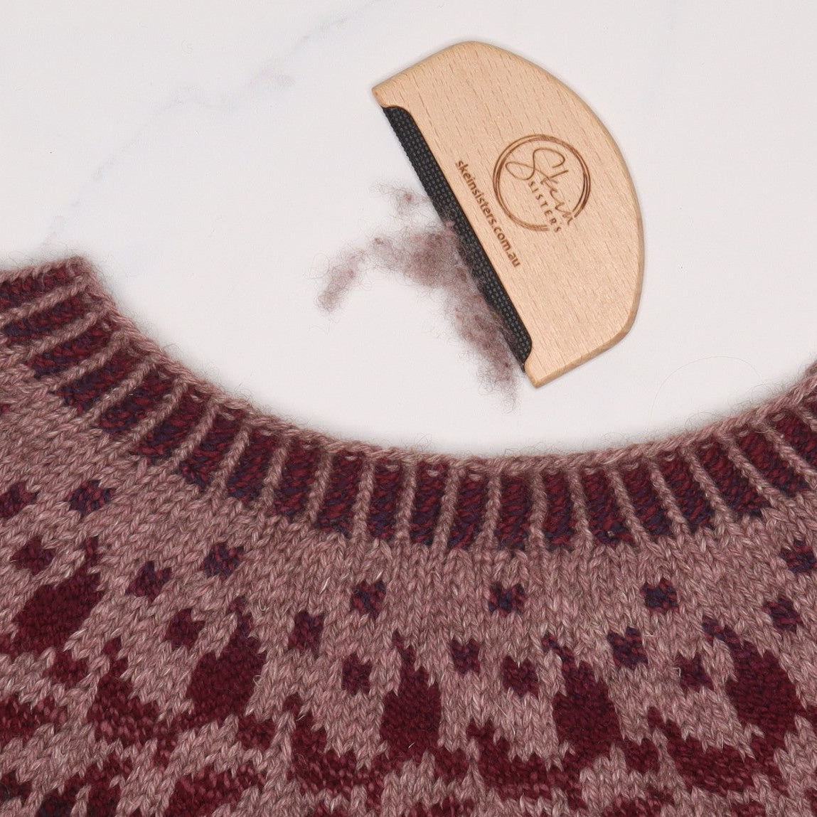 Skein Sisters Fuzz Off Comb