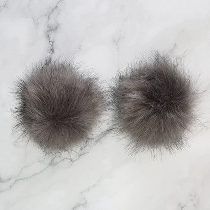 Skein Sisters Pom Poms – Charcoal