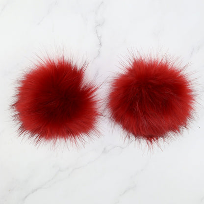 Skein Sisters Pom Poms – Cherry