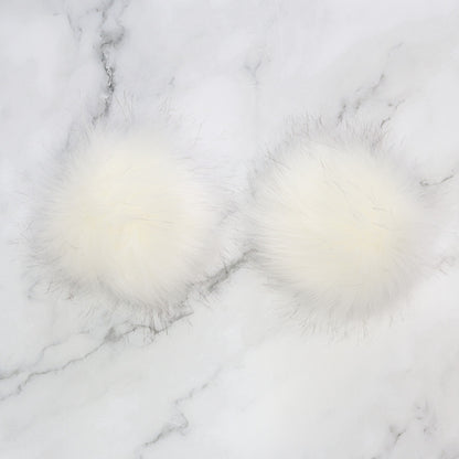 Skein Sisters Pom Poms – Ghost