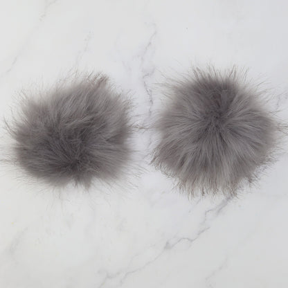 Skein Sisters Pom Poms – Grey