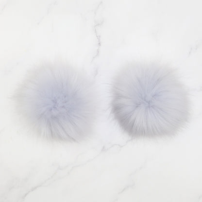 Skein Sisters Pom Poms – Ice