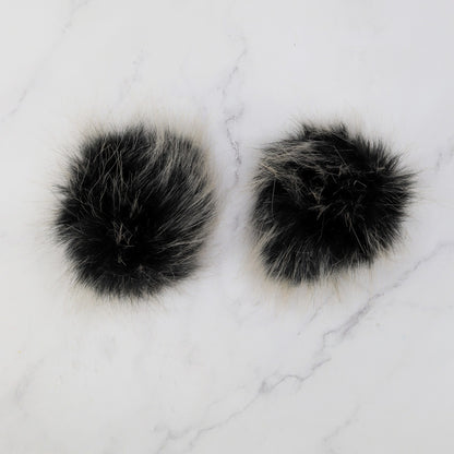Skein Sisters Pom Poms – Iron