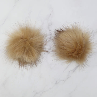 Skein Sisters Pom Poms – Taupe