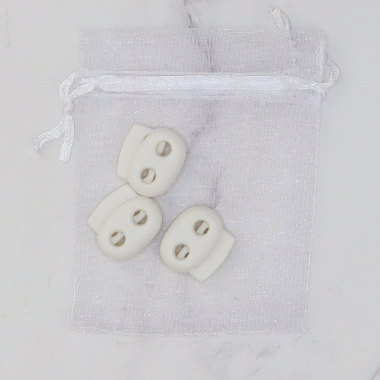 Skein Sisters Locking Stitch Savers – White