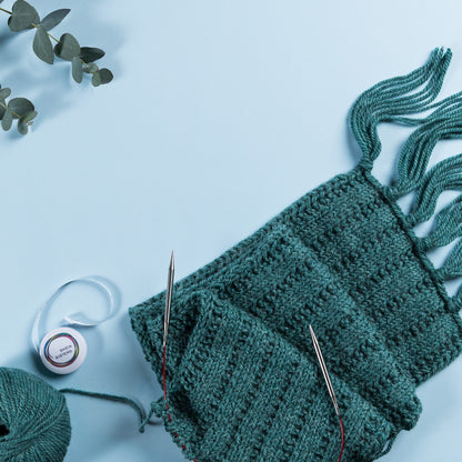 Skein Sisters Trackwork Scarf knitting kit – view 2