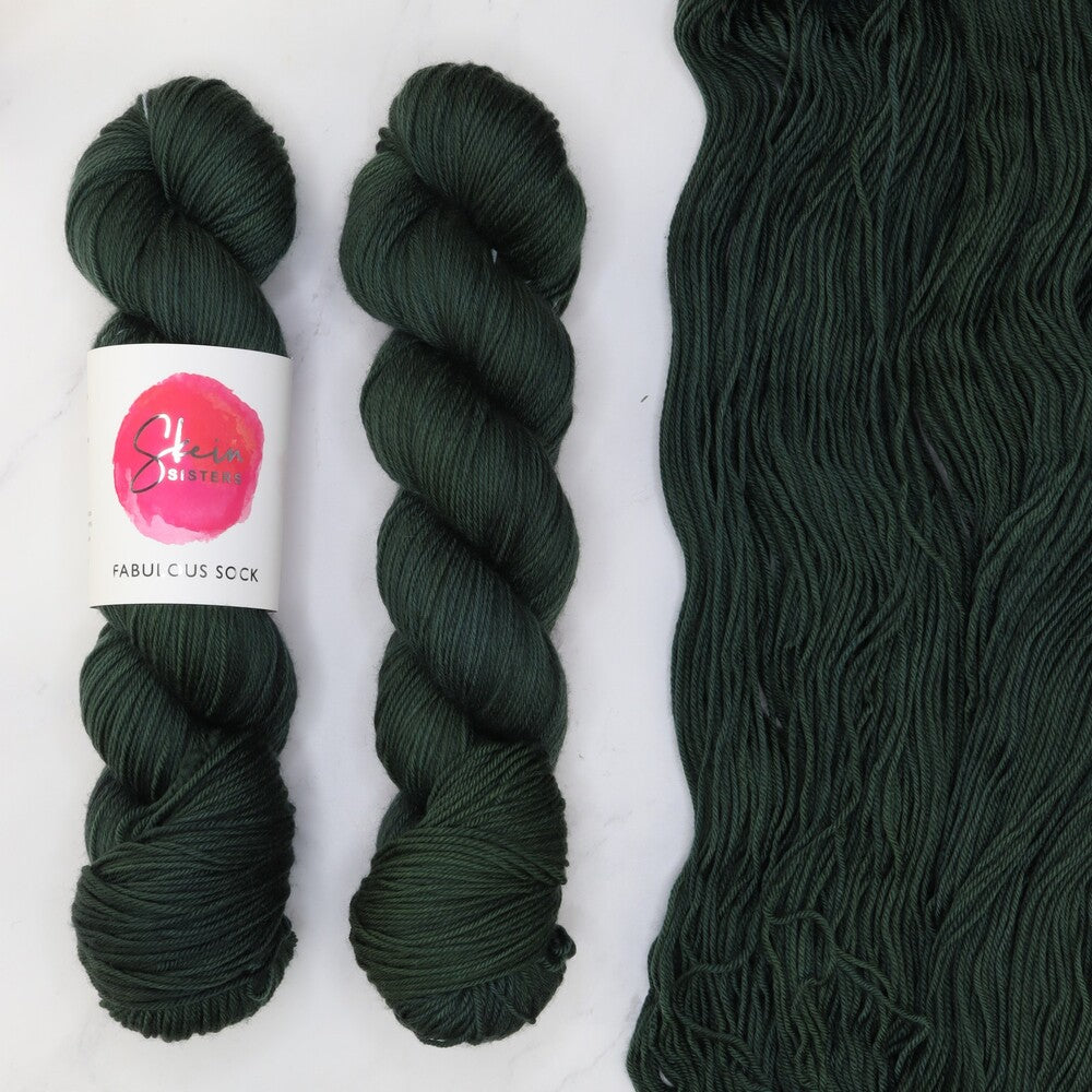 Skein Sisters Fabulous Sock in colourway Crocodile Tears – 4ply weight merino, nylon yarn
