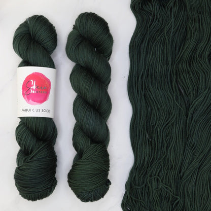 Skein Sisters Fabulous Sock in colourway Crocodile Tears – 4ply weight merino, nylon yarn
