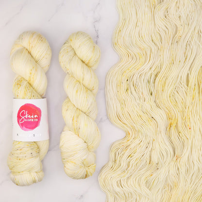Skein Sisters Fabulous Sock in colourway Hokey Pokey – 4ply weight merino, nylon yarn