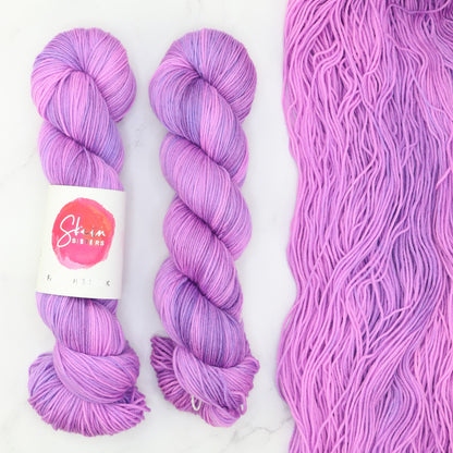 Skein Sisters Fabulous Sock in colourway Hypercolour – 4ply weight merino, nylon yarn