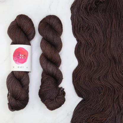 Skein Sisters Fabulous Sock in colourway Macchiato – 4ply weight merino, nylon yarn