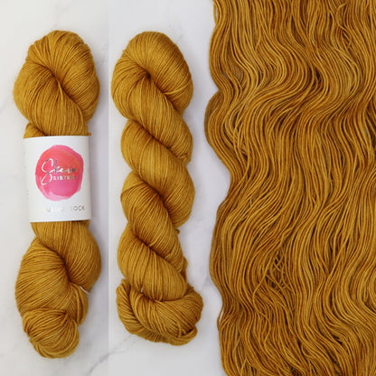 Skein Sisters Fabulous Sock in colourway Queen Bee – 4ply weight merino, nylon yarn