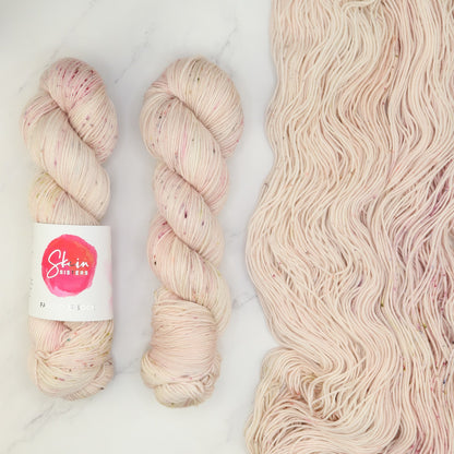 Skein Sisters Fabulous Sock in colourway Romantic – 4ply weight merino, nylon yarn