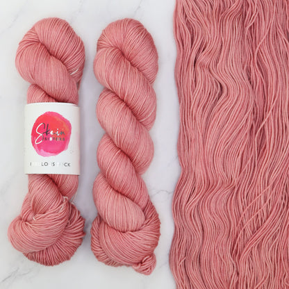 Skein Sisters Fabulous Sock in colourway Soft Coral – 4ply weight merino, nylon yarn