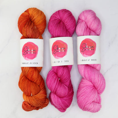 Art Nouveau Sweater kit in Fabulous Sock, colourway Disco Inferno