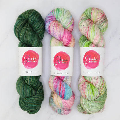 Art Nouveau Sweater kit in Fabulous Sock, colourway Medusa