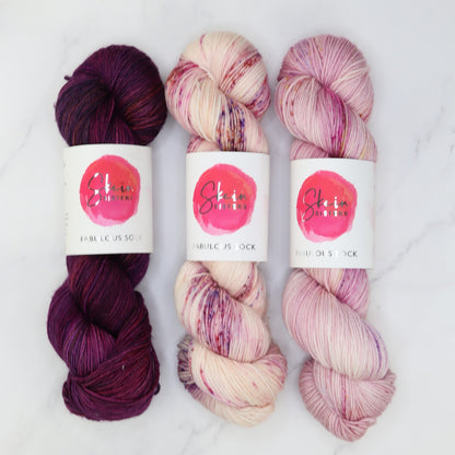 Art Nouveau Sweater kit in Fabulous Sock, colourway Spellbound