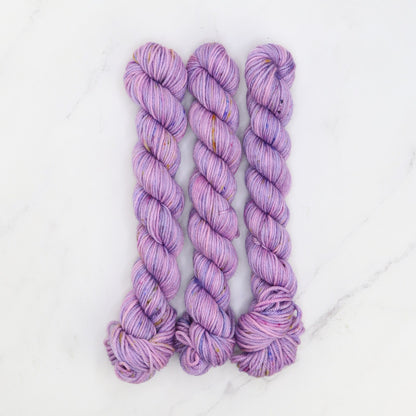 Skein Sisters Fabulous Sock Minis 20g/80m in colourway Aster – 4ply weight merino, nylon yarn