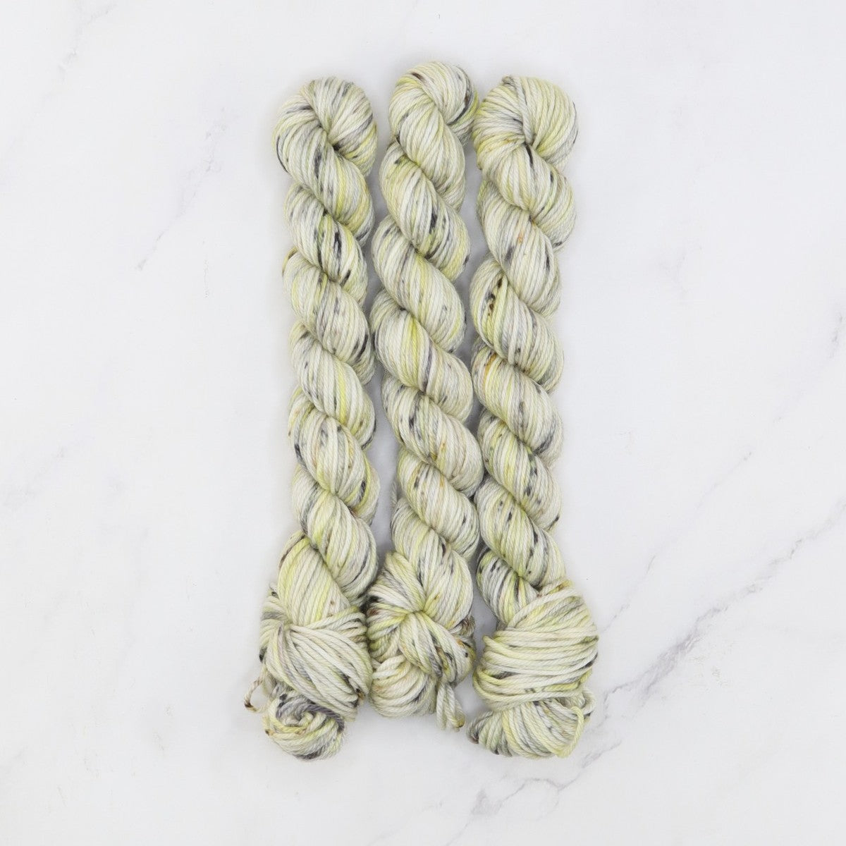 Skein Sisters Fabulous Sock Minis 20g/80m in colourway Better Beehive – 4ply weight merino, nylon yarn