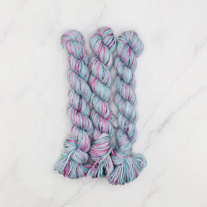 Skein Sisters Fabulous Sock Minis 20g/80m in colourway Bibble – 4ply weight merino, nylon yarn