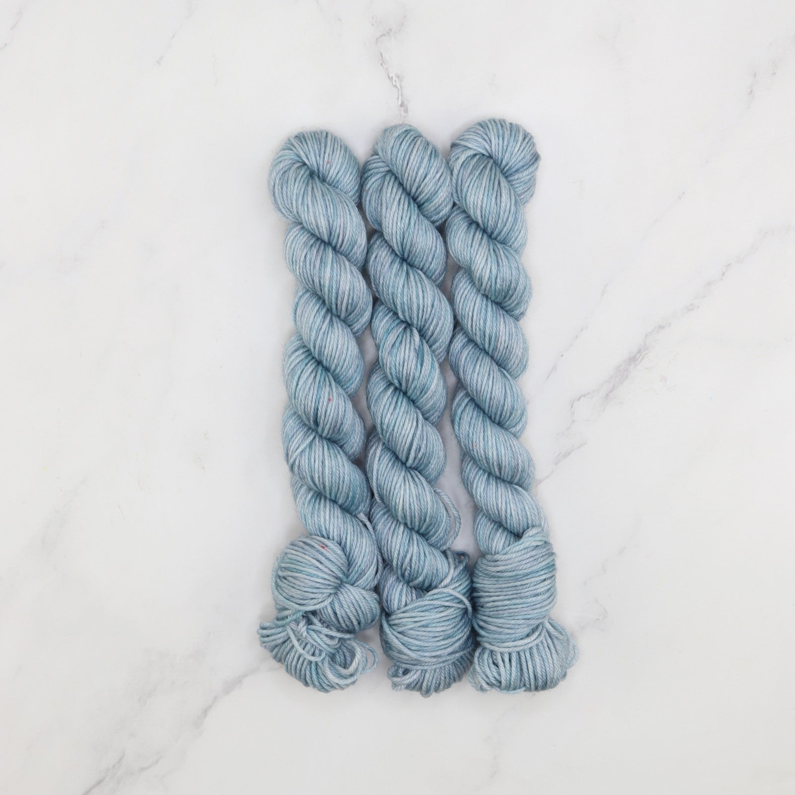Skein Sisters Fabulous Sock Minis 20g/80m in colourway Blue Egg – 4ply weight merino, nylon yarn