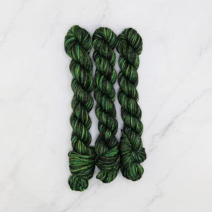 Skein Sisters Fabulous Sock Minis 20g/80m in colourway Camo Green – 4ply weight merino, nylon yarn