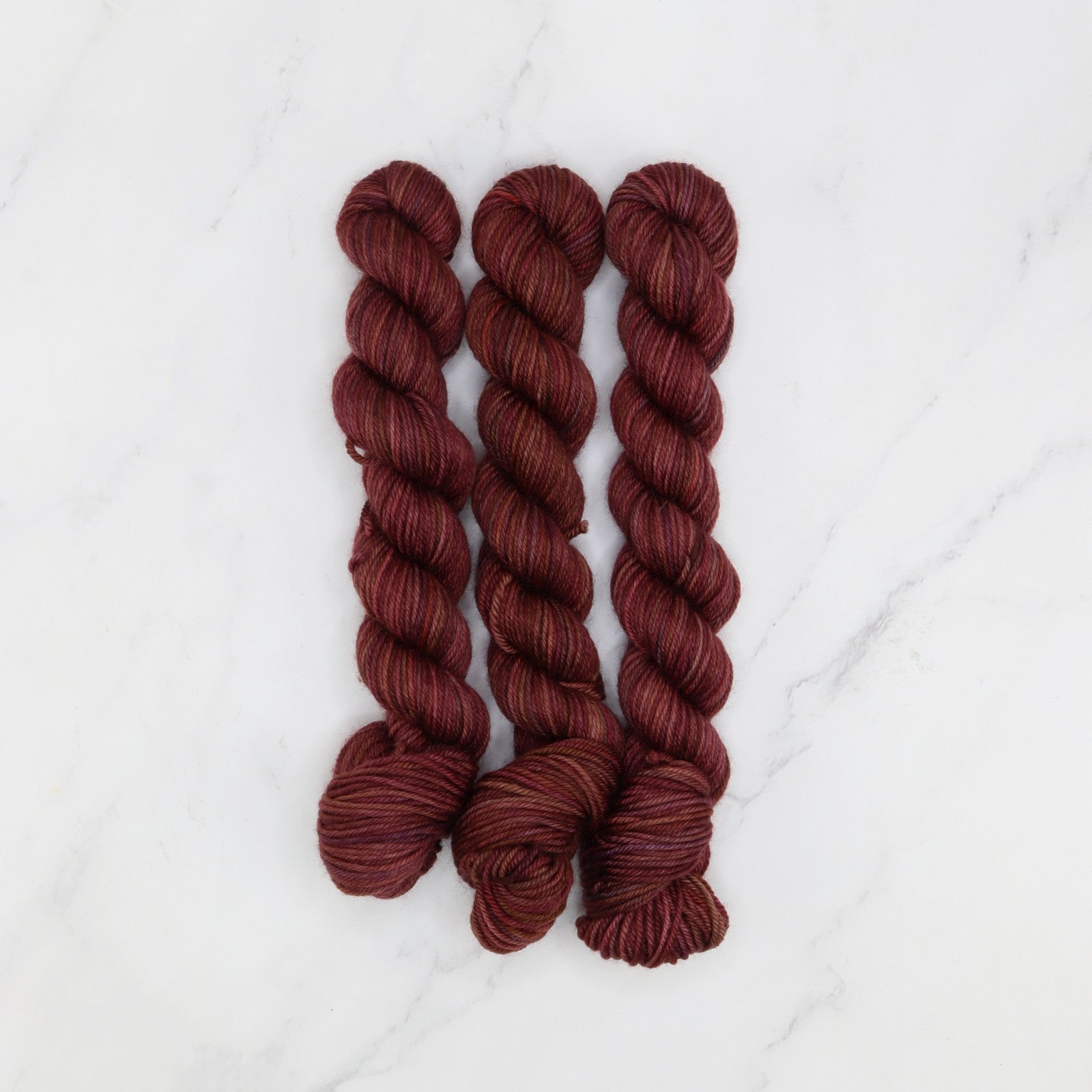 Skein Sisters Fabulous Sock Minis 20g/80m in colourway Chestnut – 4ply weight merino, nylon yarn