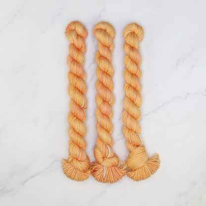 Skein Sisters Fabulous Sock Minis 20g/80m in colourway Crepuscule – 4ply weight merino, nylon yarn