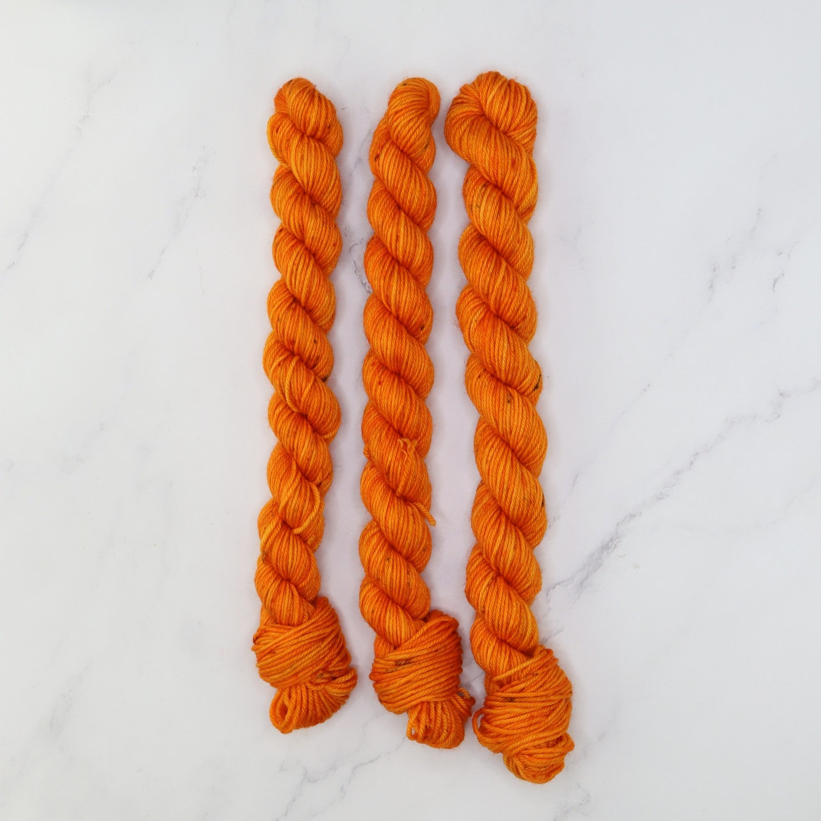 Skein Sisters Fabulous Sock Minis 20g/80m in colourway Daylily – 4ply weight merino, nylon yarn