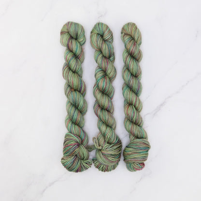 Skein Sisters Fabulous Sock Minis 20g/80m in colourway Heath – 4ply weight merino, nylon yarn