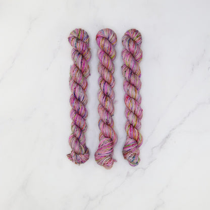 Skein Sisters Fabulous Sock Minis 20g/80m in colourway Incantation – 4ply weight merino, nylon yarn