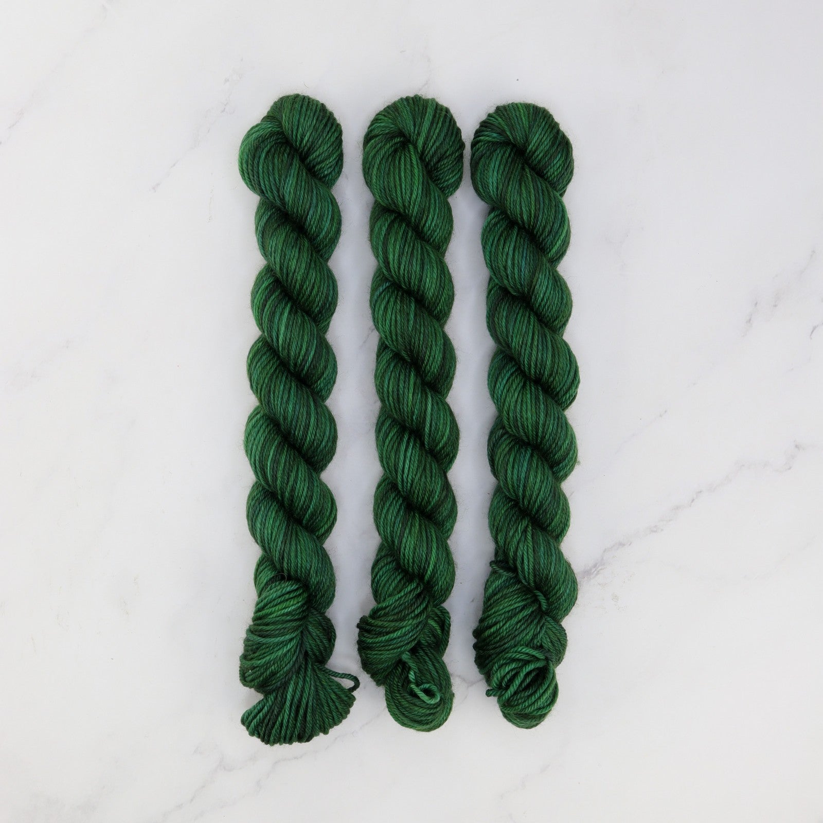 Skein Sisters Fabulous Sock Minis 20g/80m in colourway Ivy – 4ply weight merino, nylon yarn