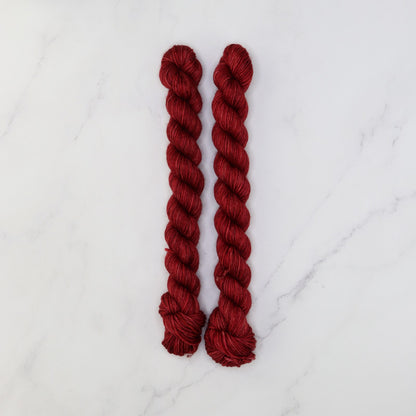 Skein Sisters Fabulous Sock Minis 20g/80m in colourway Jarrah – 4ply weight merino, nylon yarn