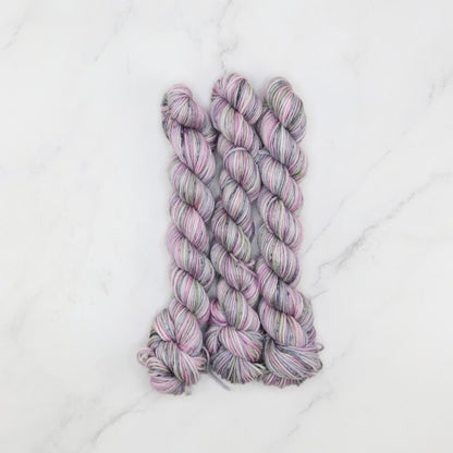 Skein Sisters Fabulous Sock Minis 20g/80m in colourway Lavender – 4ply weight merino, nylon yarn