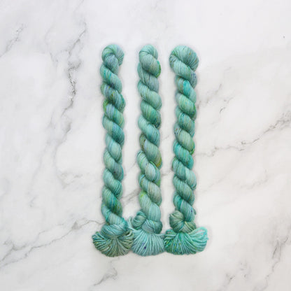 Skein Sisters Fabulous Sock Minis 20g/80m in colourway Leapfrog – 4ply weight merino, nylon yarn